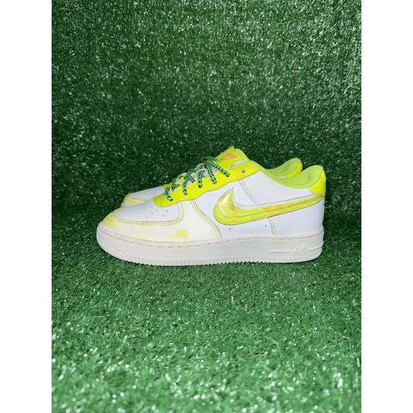 Nike Air Force 1 '07‎ Women's Size 7 Volt Green White Athletic Shoes Sneakers - Picture 4 of 9